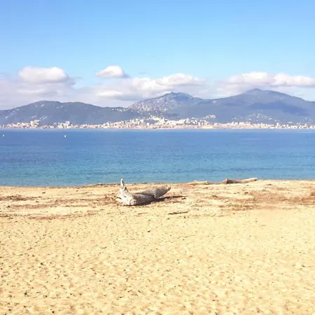 Duplex Sur Etage A Porticcio Surplombant Le Golfe D'ajaccio * Porticcio (Corsica)